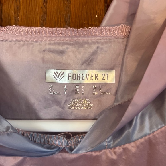 Forever 21 Cropped Pullover Hooded Jacket Small - Picture 2 of 3